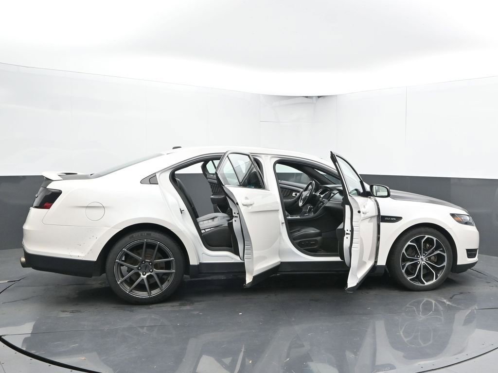 Used 2017 Ford Taurus SHO AWD/4WD image 58