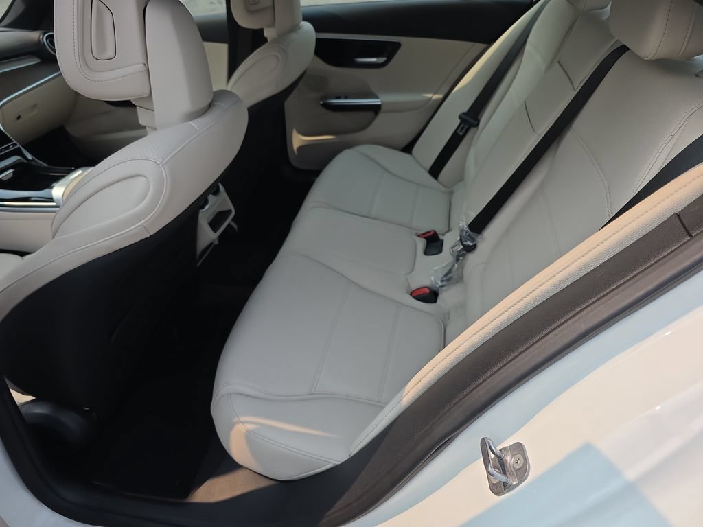 New 2026 Mercedes-Benz C 300 4MATIC Sedan image 10