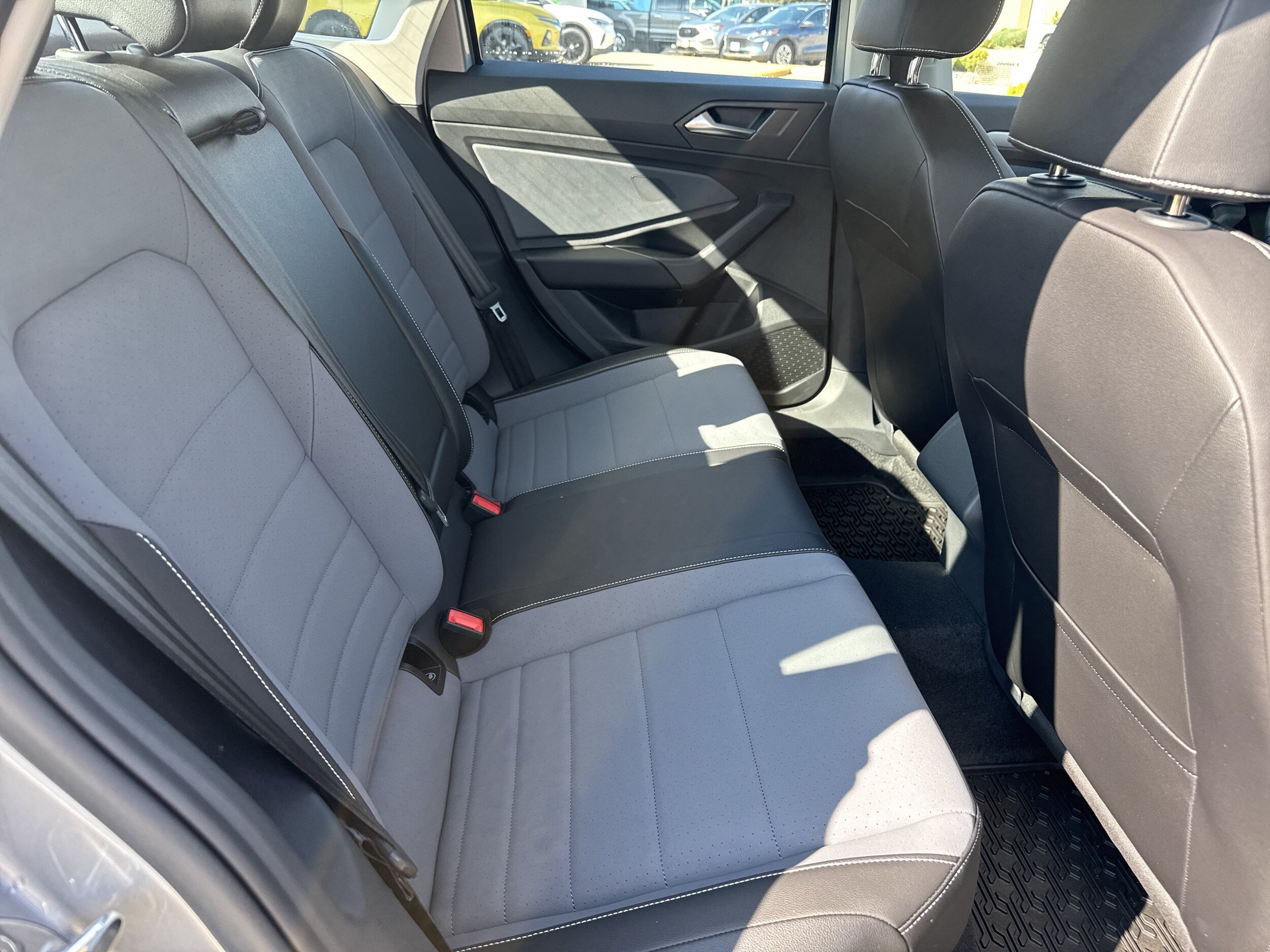 New 2026 Volkswagen Jetta SE FWD image 8