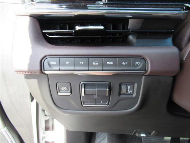 Certified 2023 Cadillac Escalade Sport Platinum AWD/4WD image 25