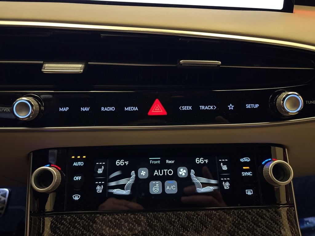 New 2026 Genesis GV70 3.5T Sport Prestige AWD/4WD image 21
