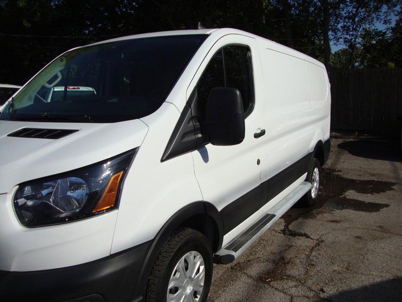 Used 2024 Ford Transit 250 Low Roof w/ Exterior Upgrade Package image 3