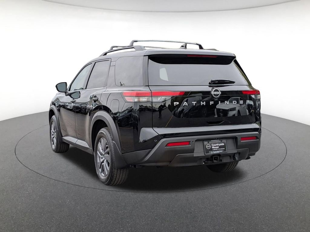 Used 2025 Nissan Pathfinder SV w/ SV Premium Package FWD image 7