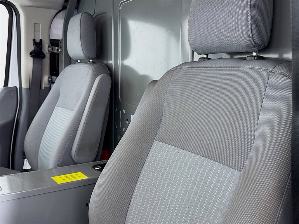 Used 2018 Ford Transit 250 148 Low Roof image 10