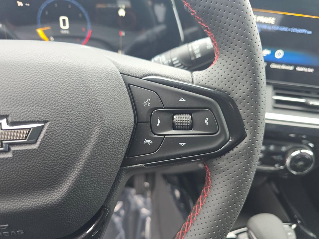 New 2026 Chevrolet Trax RS FWD image 23