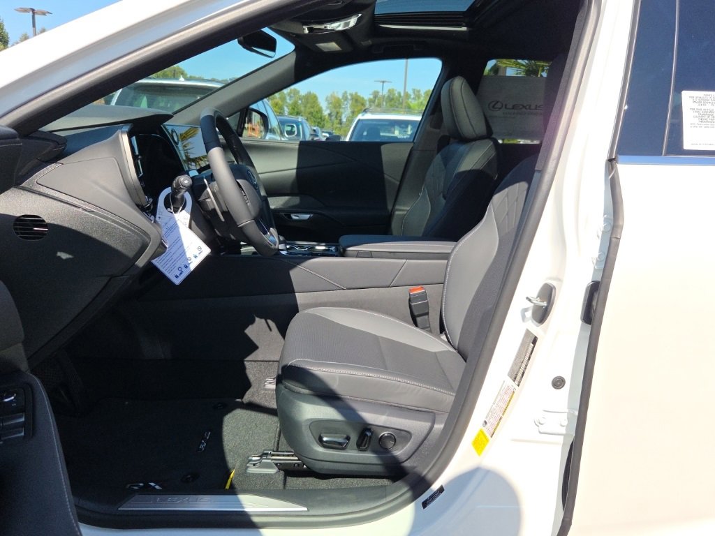 New 2025 Lexus RX 350 Premium image 4