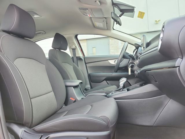 Certified 2023 Kia Forte LXS w/ LXS Technology Package image 22