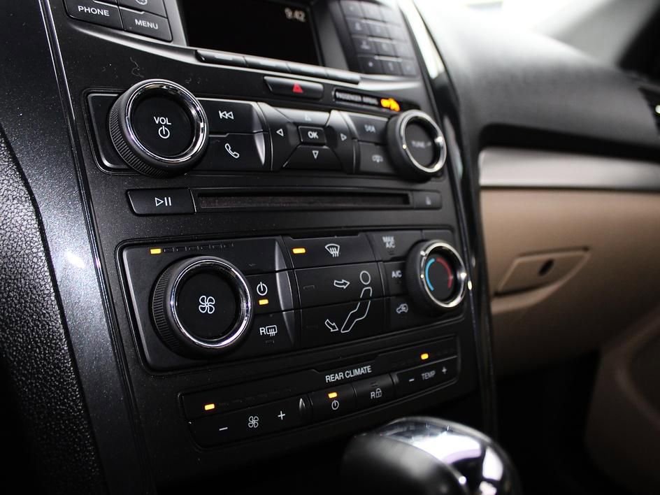 Used 2017 Ford Explorer FWD image 20