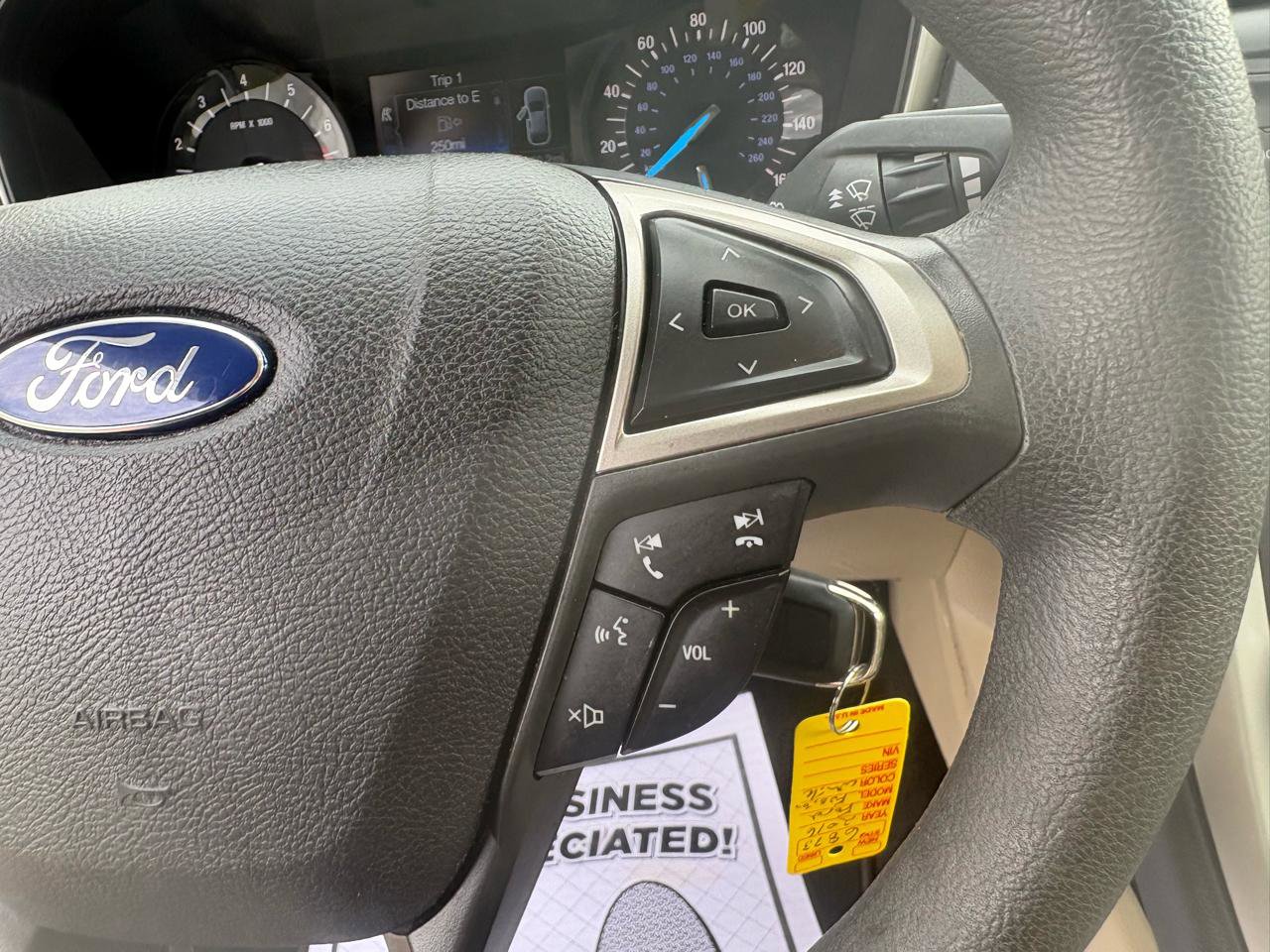 Used 2016 Ford Fusion SE image 12