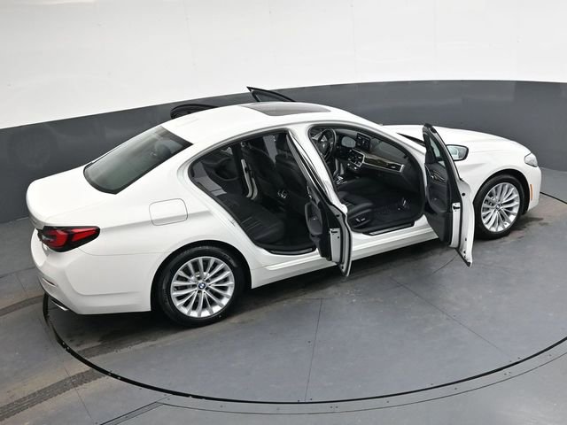 Used 2023 BMW 530i w/ Convenience Package image 42