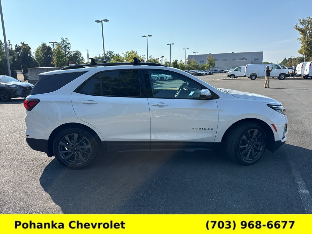 Certified 2022 Chevrolet Equinox RS w/ RS Leather Package AWD/4WD image 8