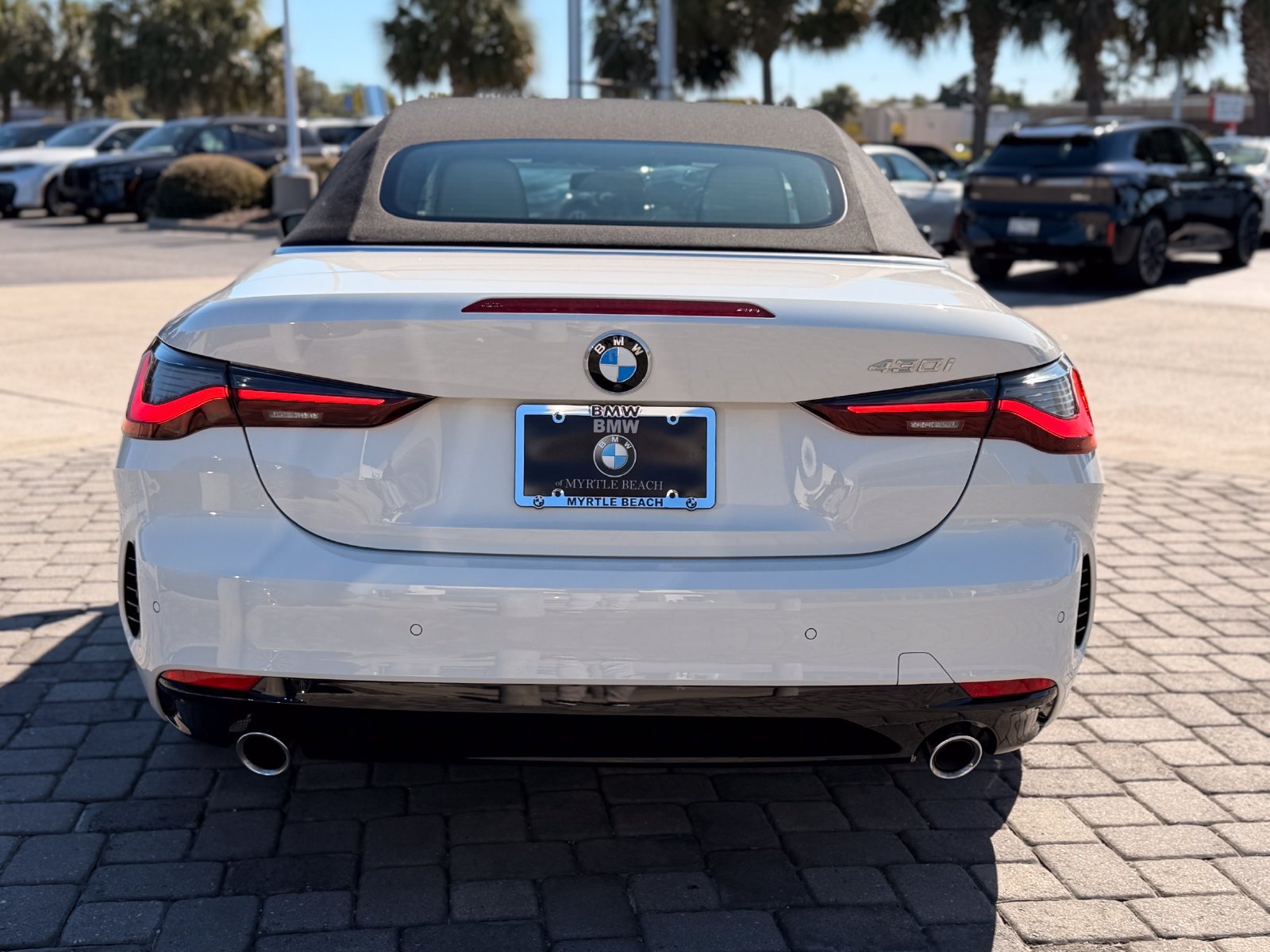Used 2024 BMW 430i Convertible w/ Convenience Package RWD image 8