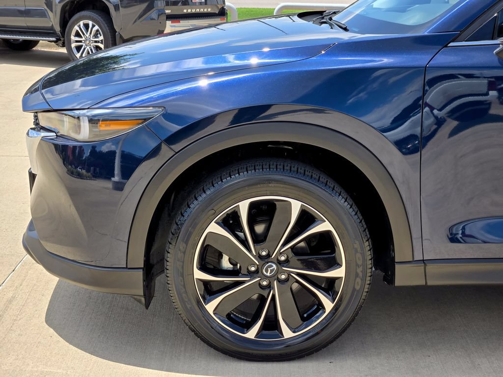 Used 2023 MAZDA CX-5 AWD 2.5 S w/ Premium Plus Pkg image 6