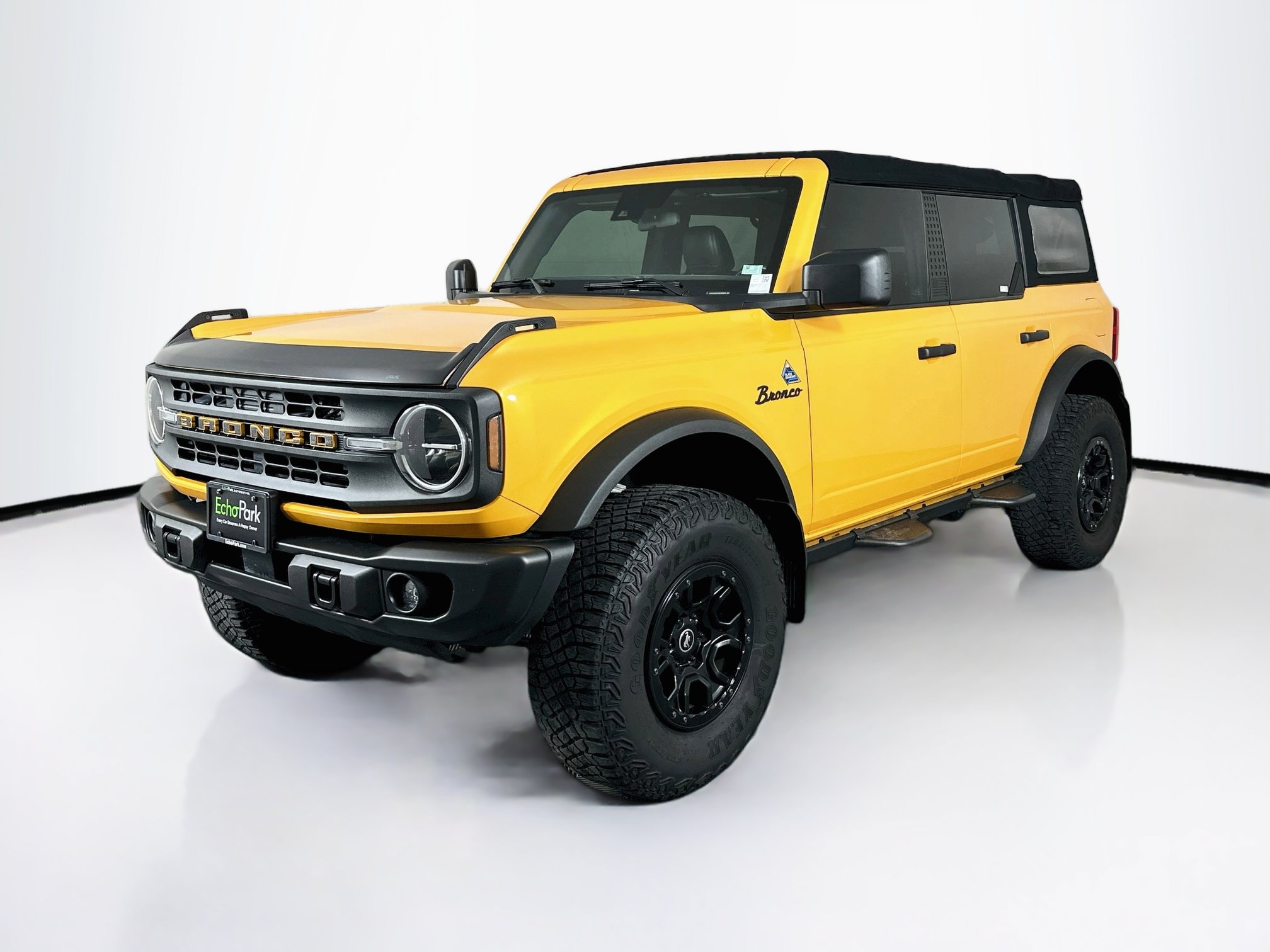 Used 2022 Ford Bronco Black Diamond AWD/4WD image 3