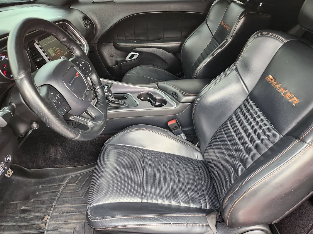 Used 2016 Dodge Challenger R/T Scat Pack RWD image 18