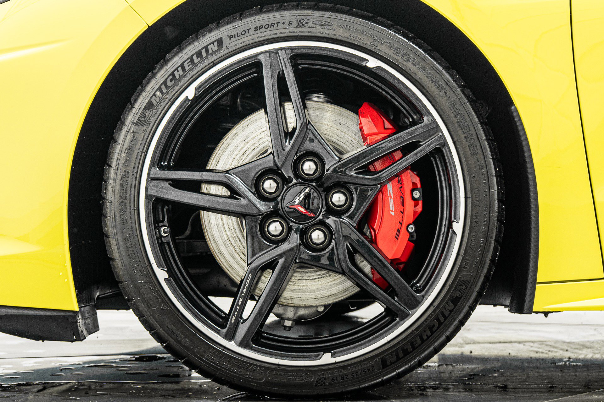 Used 2020 Chevrolet Corvette Stingray Premium Conv w/ 3LT Preferred Equipment Group RWD image 10