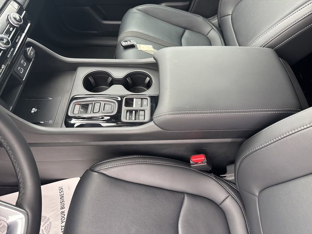 Certified 2025 Honda Pilot EX-L image 28