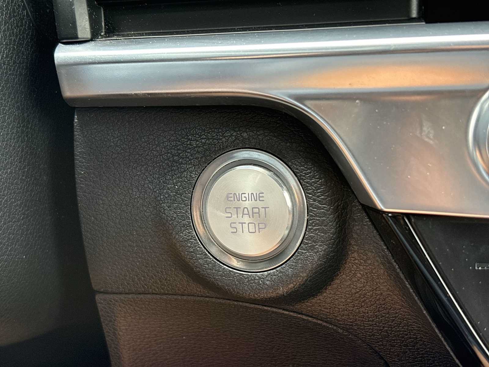 Used 2023 Kia Telluride SX Prestige AWD/4WD image 17