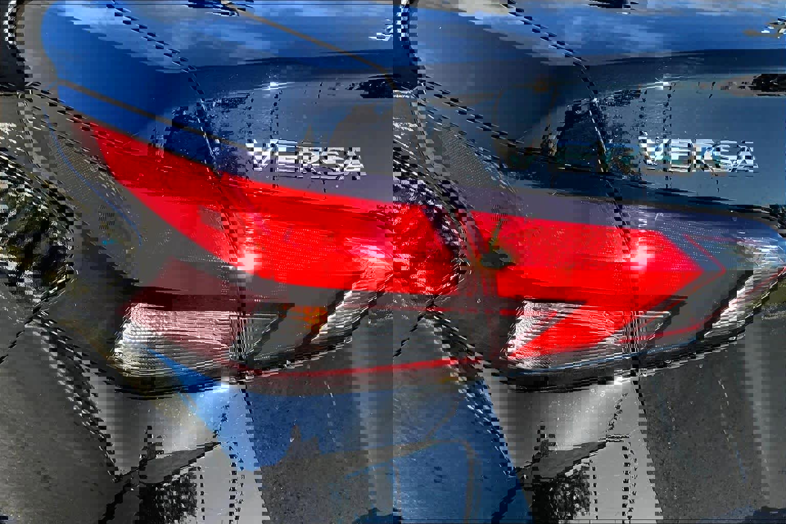 New 2025 Nissan Versa SV w/ Trunk Package image 14