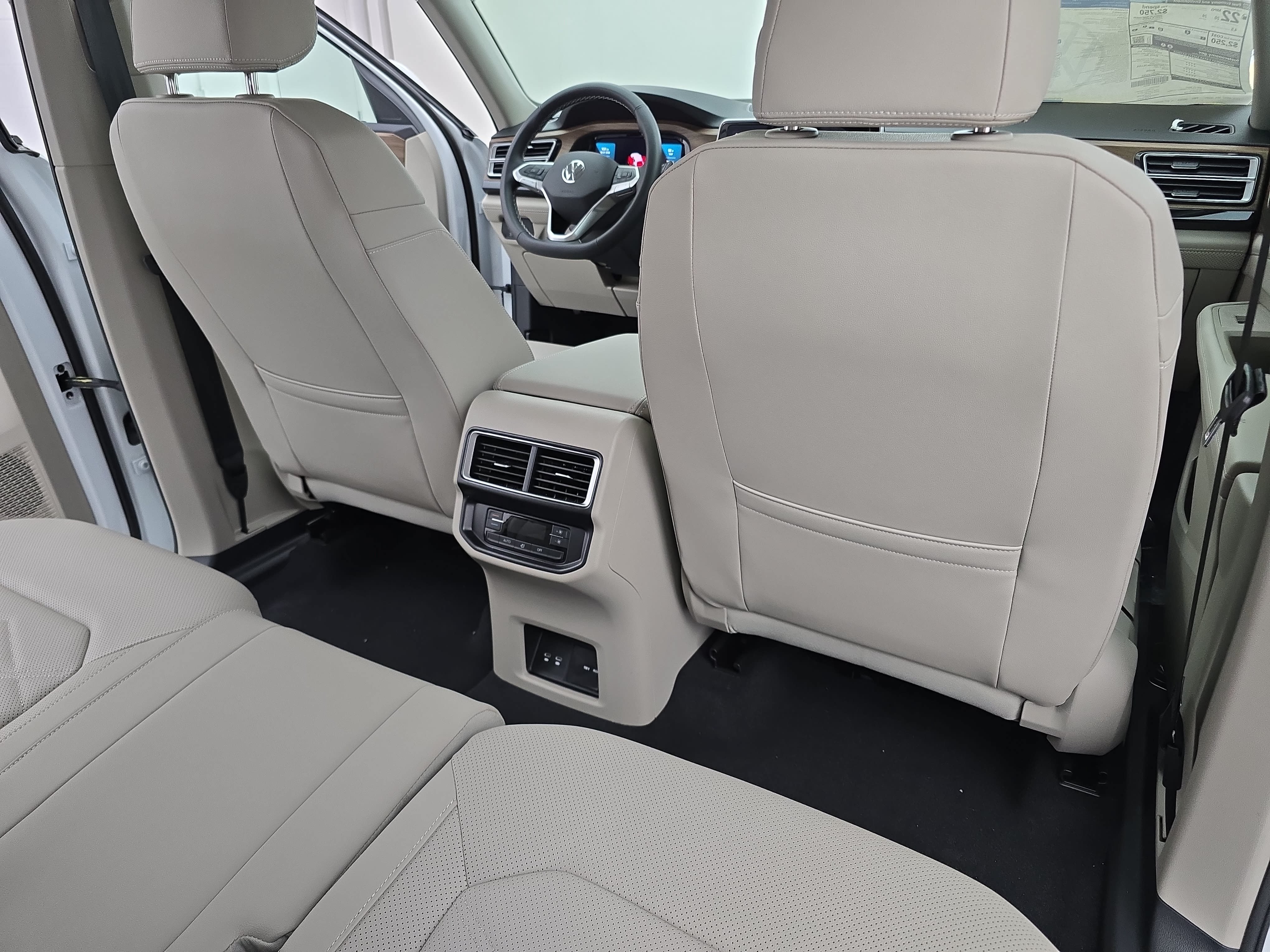 New 2026 Volkswagen Atlas SE AWD/4WD image 11