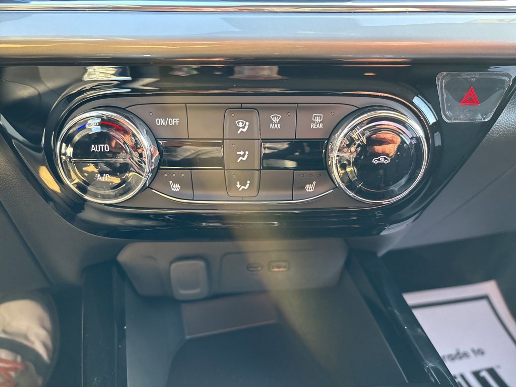 New 2026 Chevrolet Trax LT w/ Driver Confidence Package image 15