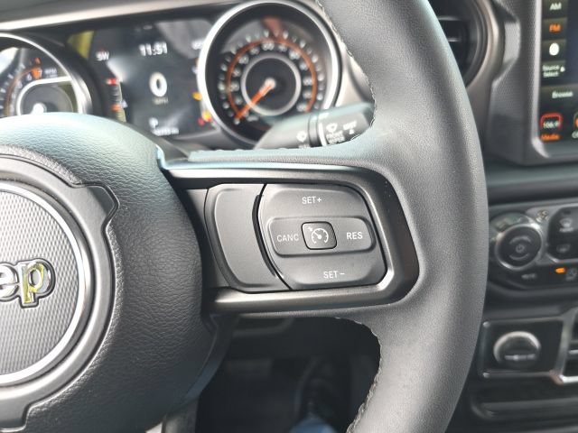Used 2023 Jeep Gladiator Sport AWD/4WD image 24