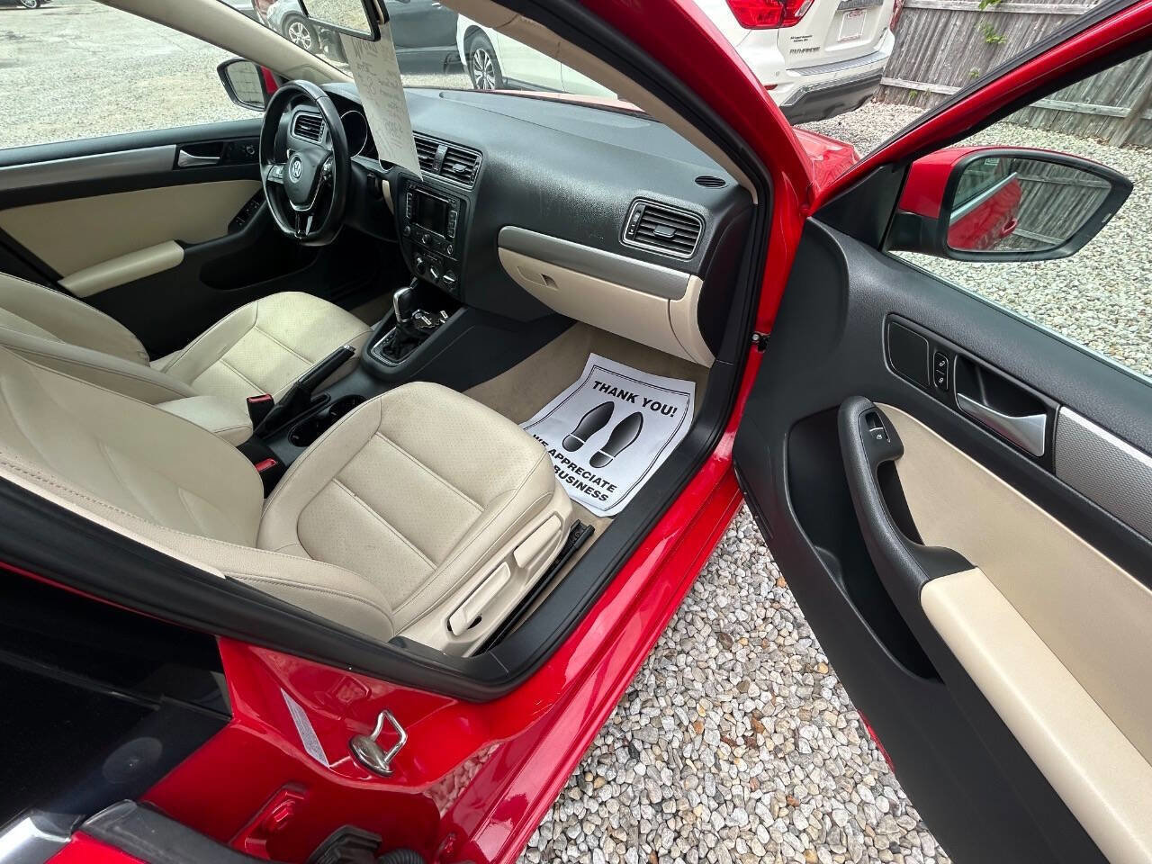 Used 2015 Volkswagen Jetta SE FWD image 9