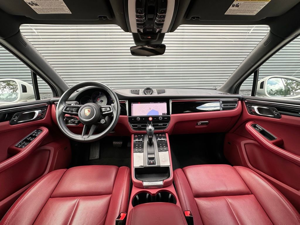 Certified 2023 Porsche Macan S image 6
