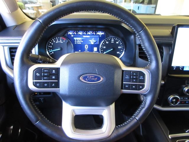 Used 2024 Ford Expedition XLT RWD image 14