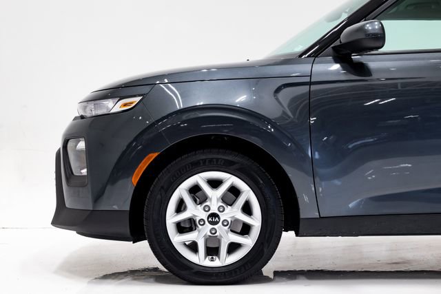Used 2020 Kia Soul S FWD image 28