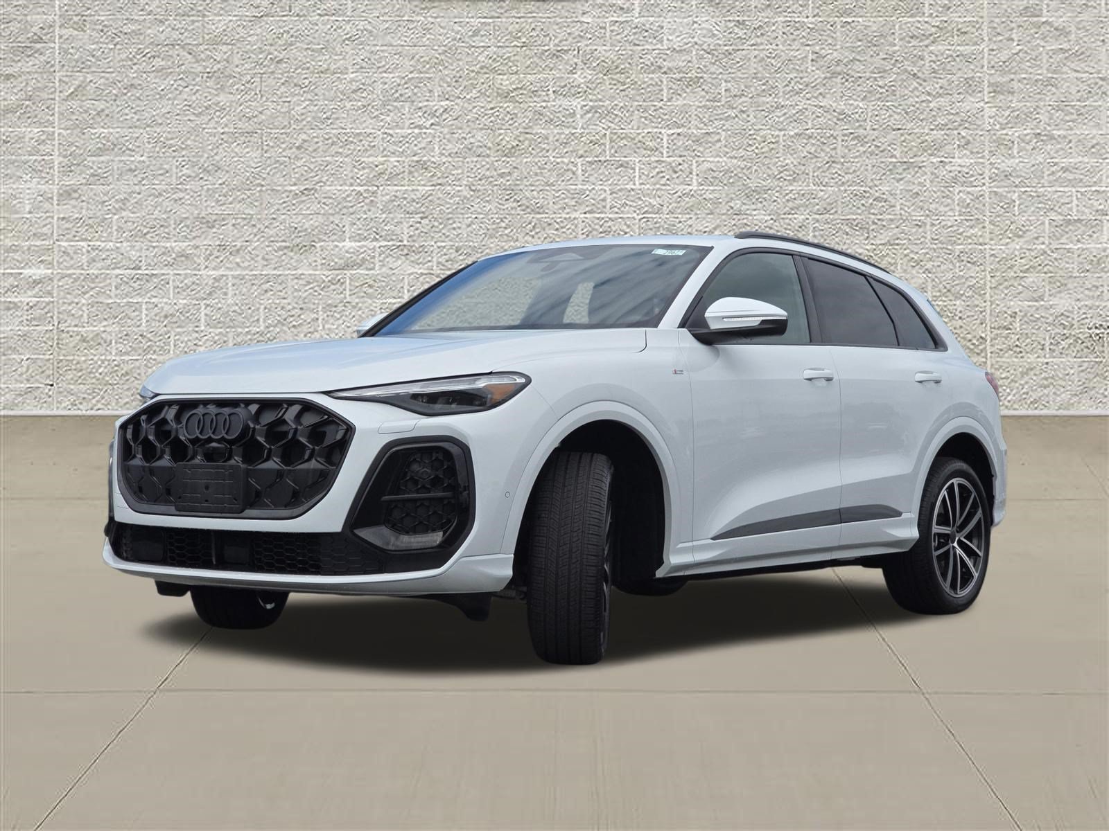 New 2026 Audi Q5 Premium Plus AWD/4WD image 3