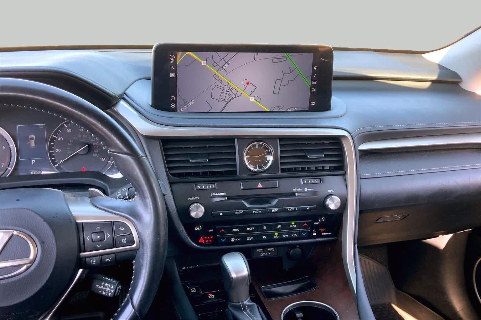 Used 2020 Lexus RX 350L Premium w/ Premium Package AWD/4WD image 7