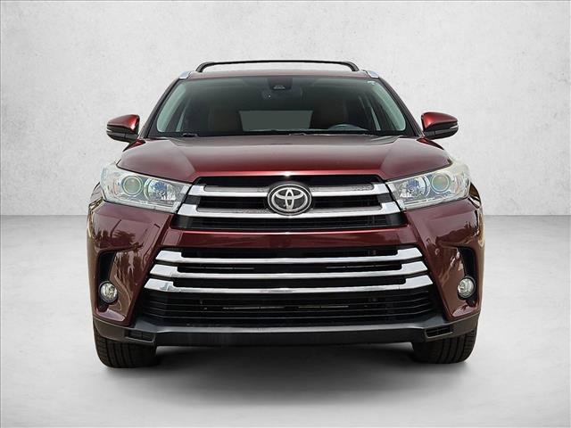 Used 2018 Toyota Highlander Limited AWD/4WD image 2