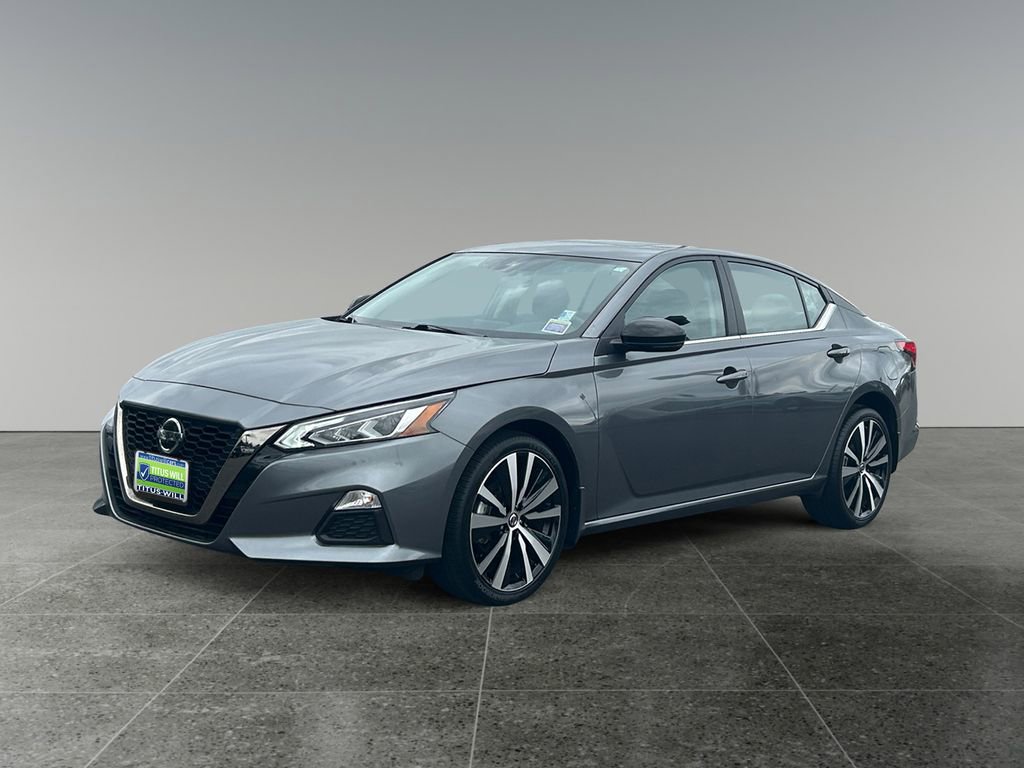 Used 2021 Nissan Altima 2.5 SR w/ SR Premium Package AWD/4WD image 3
