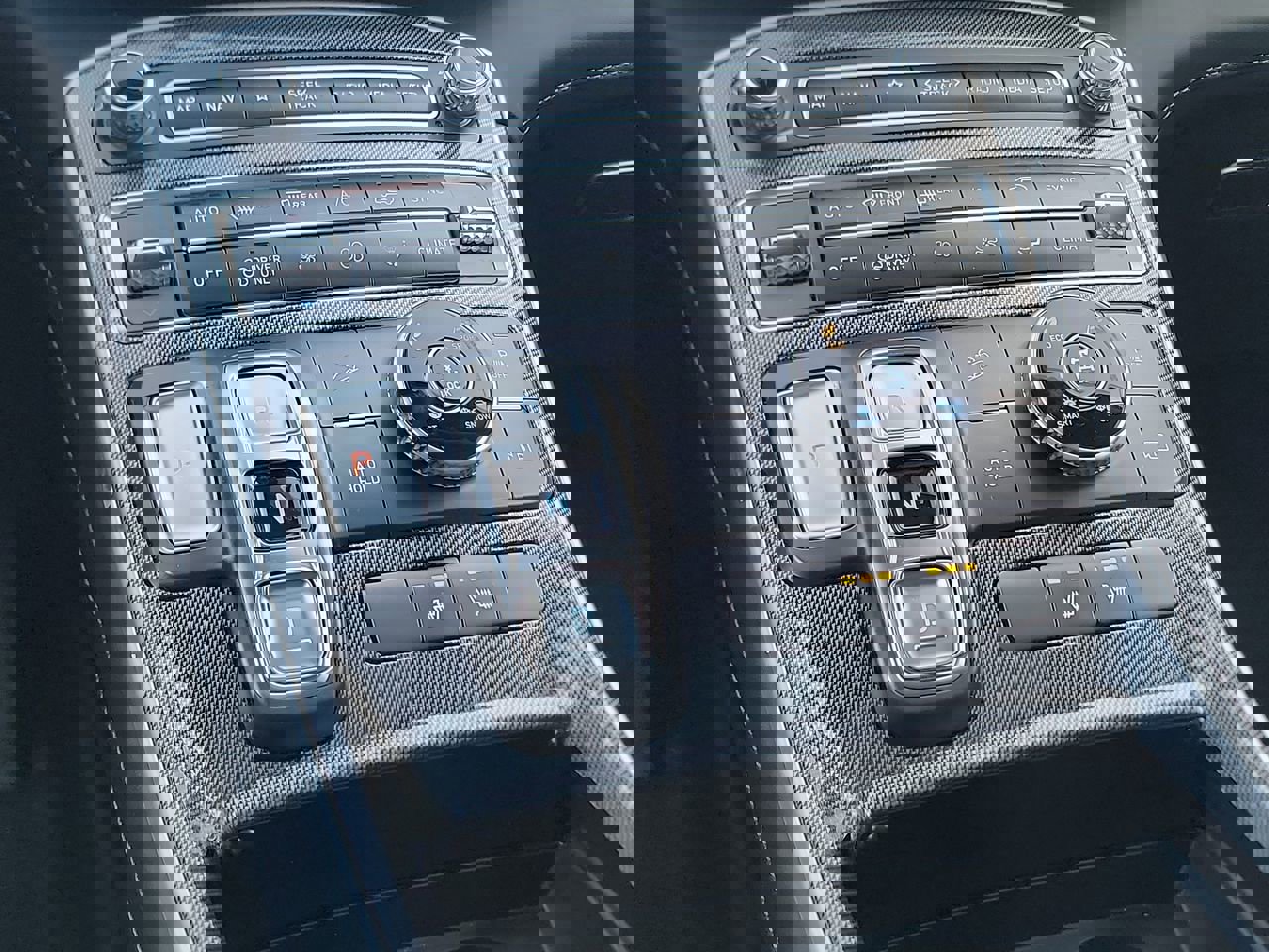 Certified 2021 Hyundai Santa Fe SEL Premium image 18