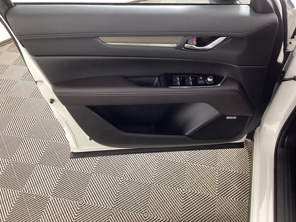 Certified 2025 MAZDA CX-5 Signature AWD/4WD image 17