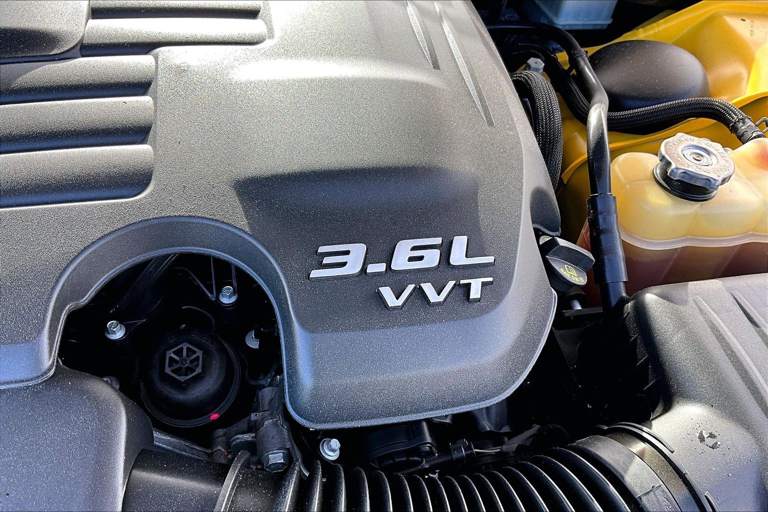 Used 2018 Dodge Challenger SXT w/ Blacktop Package image 30