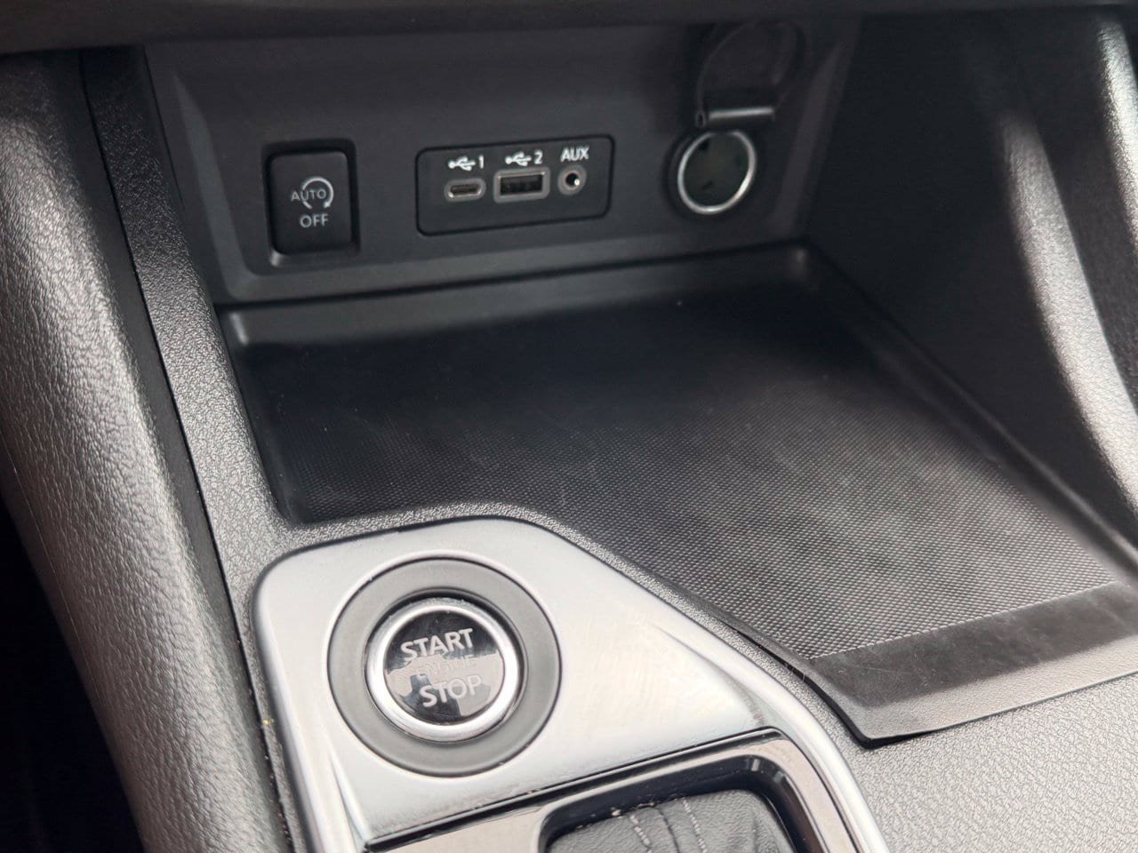 Certified 2025 Nissan Sentra SV w/ All-Weather Package FWD image 23