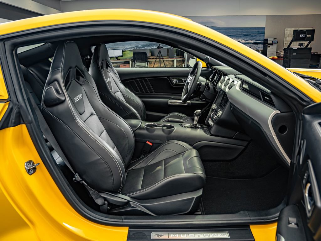 Used 2015 Ford Mustang GT Premium w/ Equipment Group 401A RWD image 37