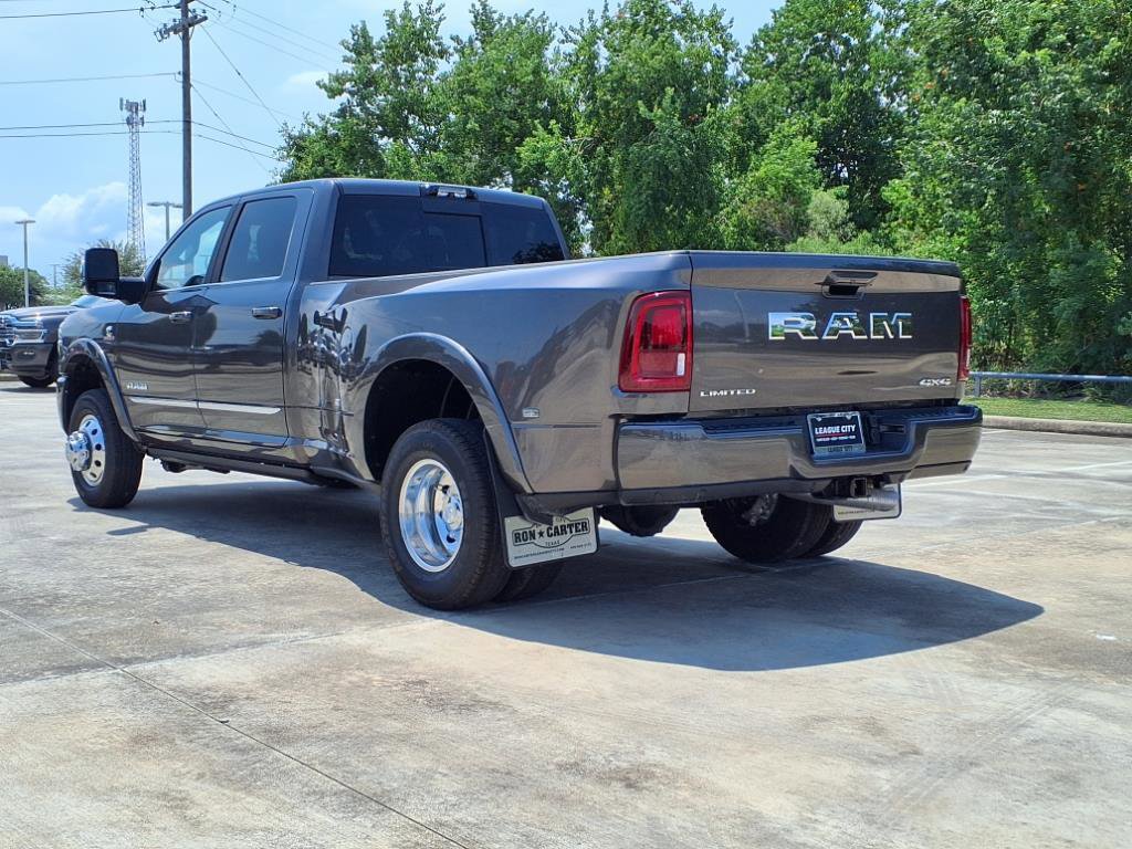 New 2026 RAM 3500 Limited image 2