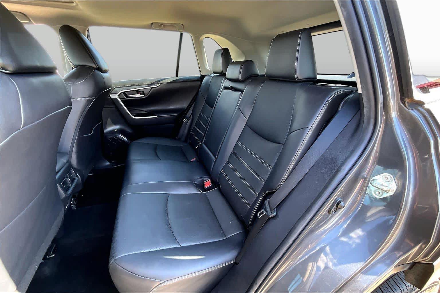 Used 2023 Toyota RAV4 Limited FWD image 20