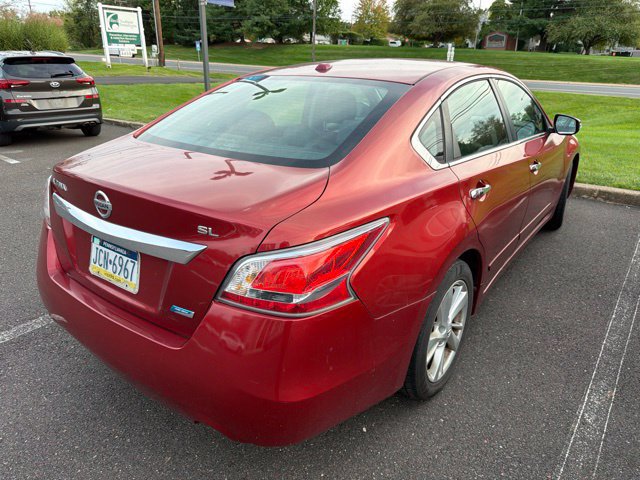 Used 2014 Nissan Altima 2.5 SL w/ Moonroof Package FWD image 11