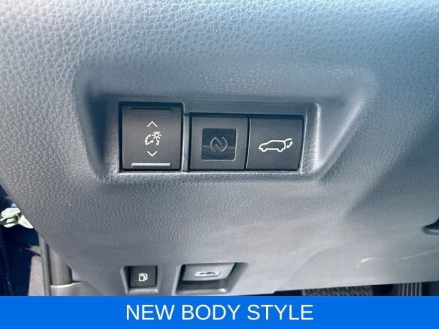 Used 2026 Toyota RAV4 XLE Premium AWD/4WD image 23