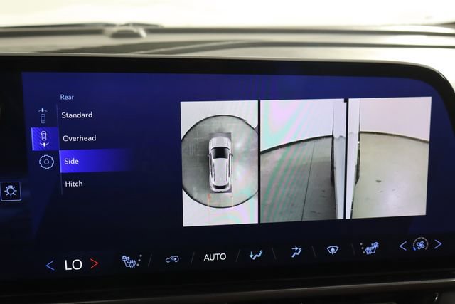 Used 2024 Chevrolet Equinox EV RS w/ LPO, All-Weather Mat Package FWD image 39