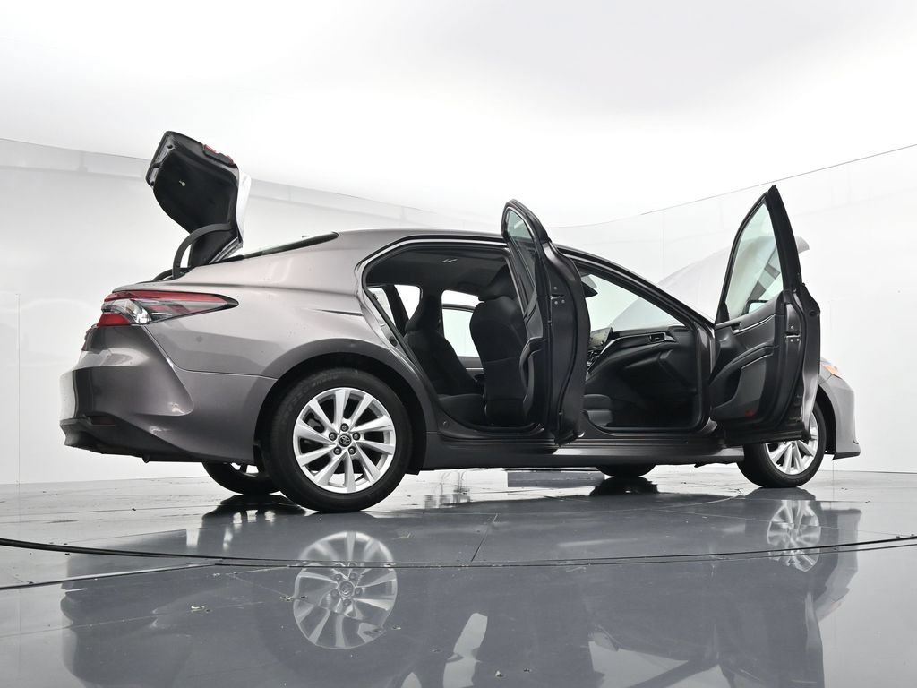 Used 2024 Toyota Camry LE FWD image 44
