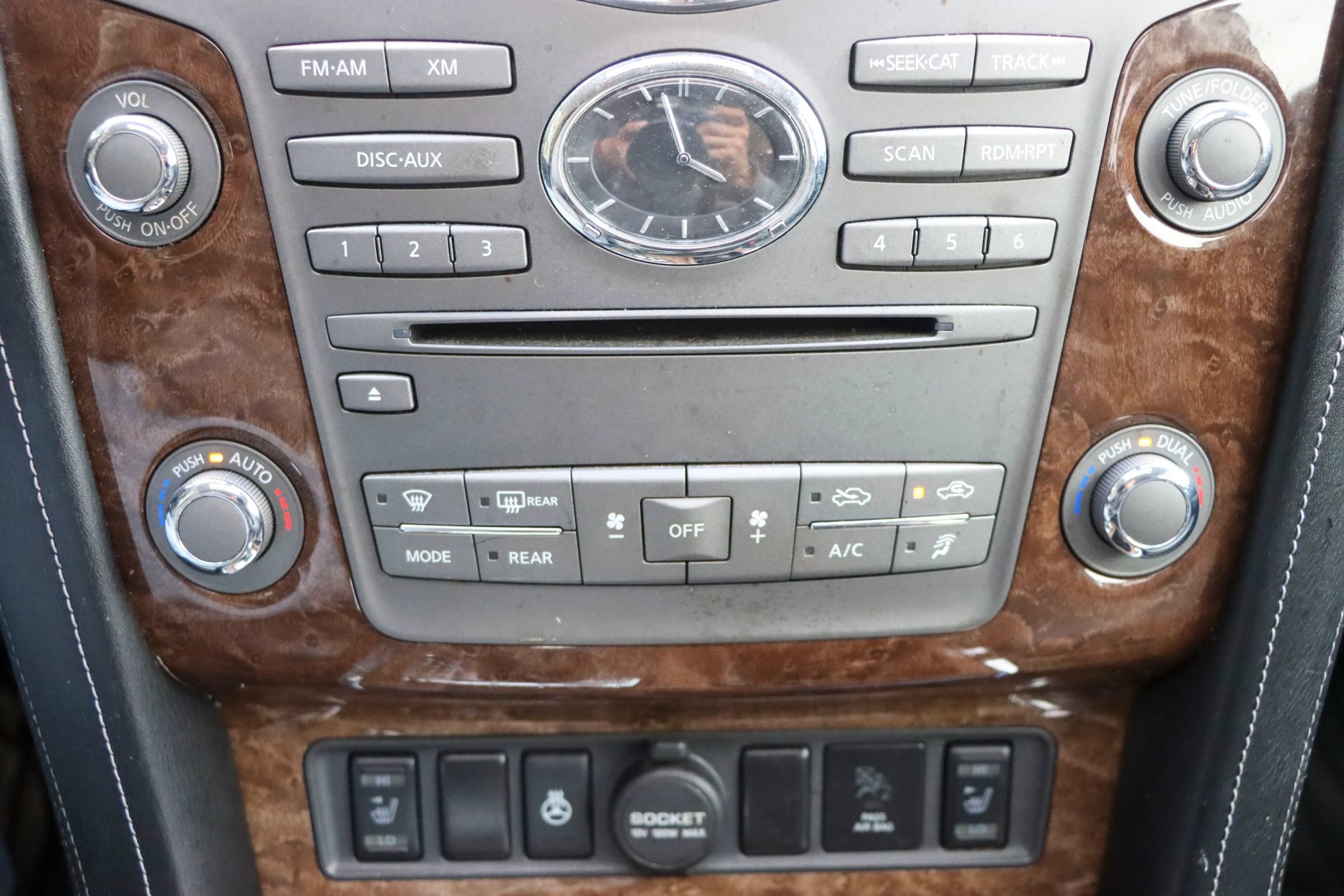 Used 2016 INFINITI QX80 2WD image 45