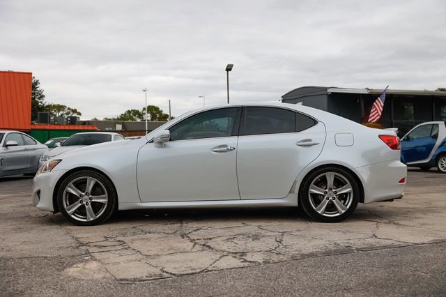 Used 2011 Lexus IS 350 4dr Sedan RWD image 8
