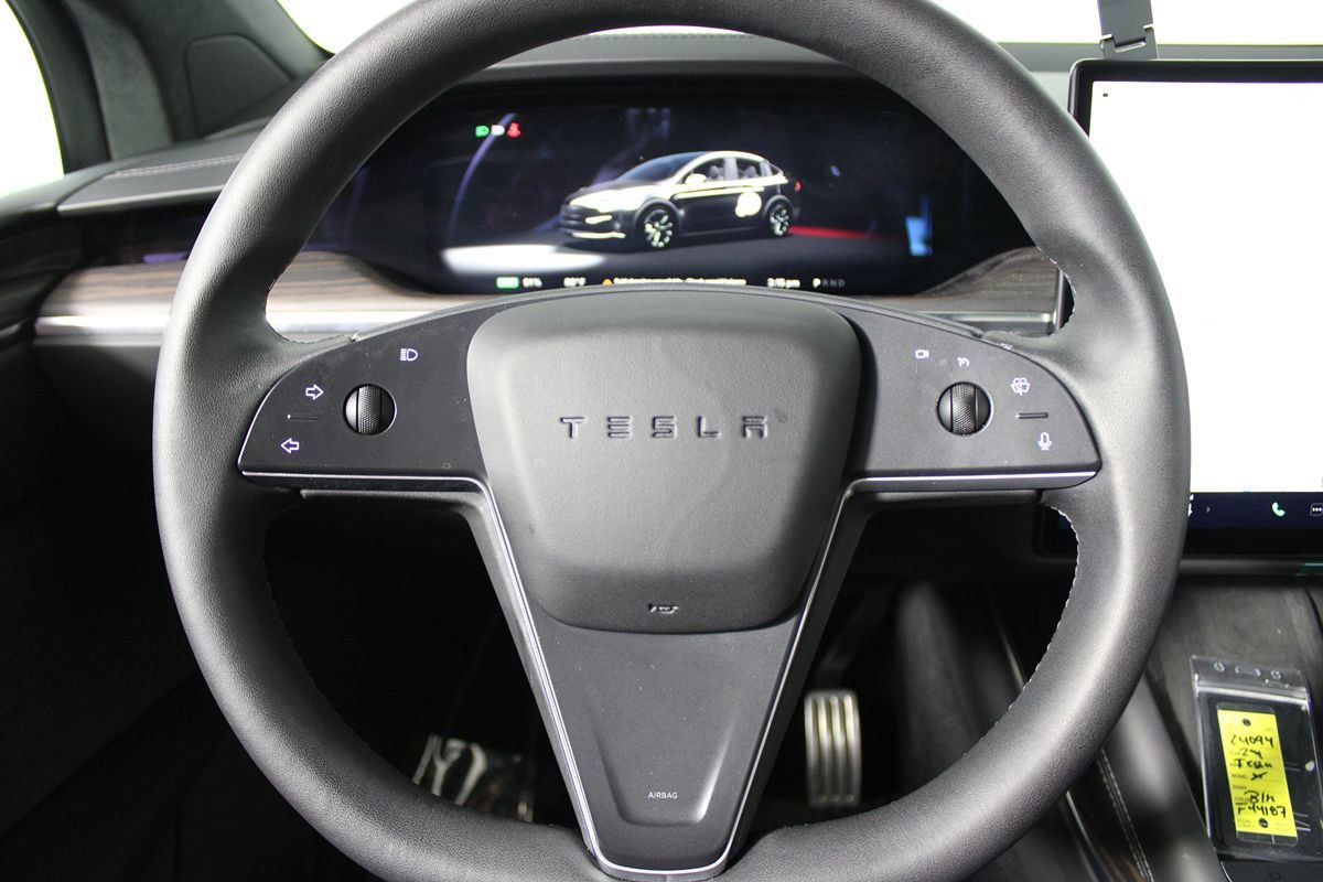 Used 2024 Tesla Model X AWD/4WD image 11