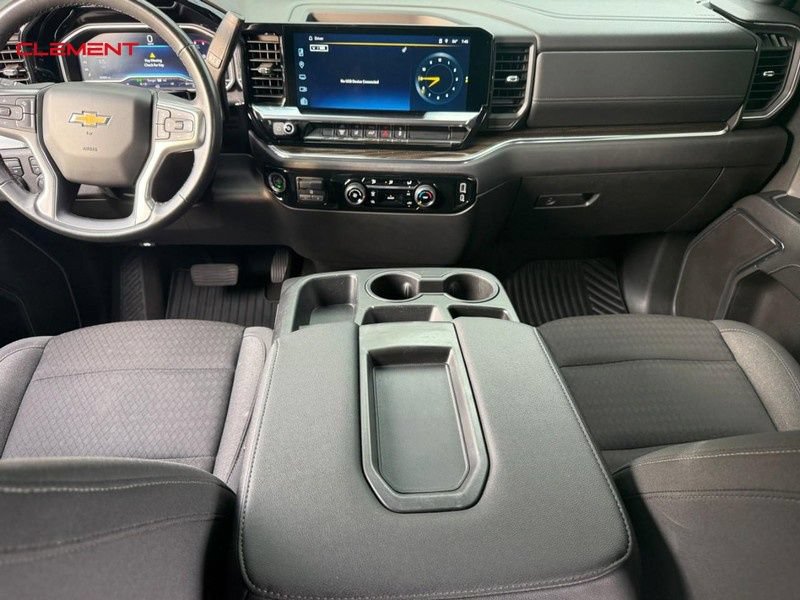 Used 2024 Chevrolet Silverado 2500 LT AWD/4WD image 13