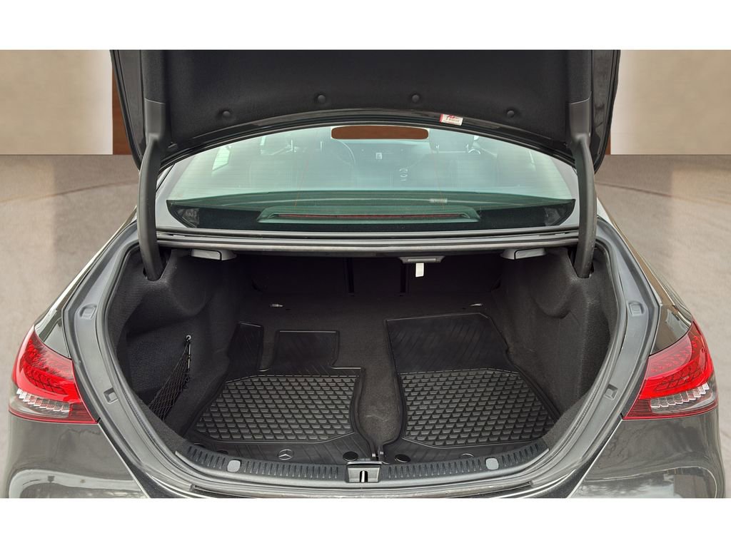 Used 2023 Mercedes-Benz E 350 4MATIC Sedan image 17